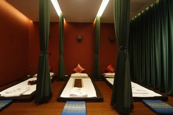 武汉汉阳区泰式按摩的被动瑜伽:当身体被折叠成诗